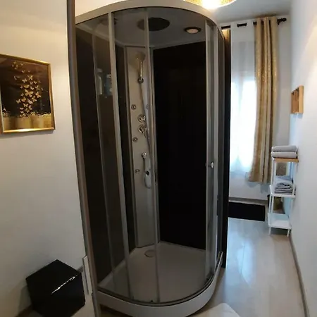 Pensión Lux 
