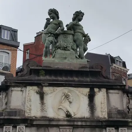 Pensión Lux 